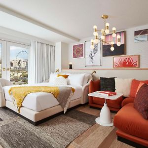 Habitación Adaptada para Personas de Movilidad Reducida con Cama King